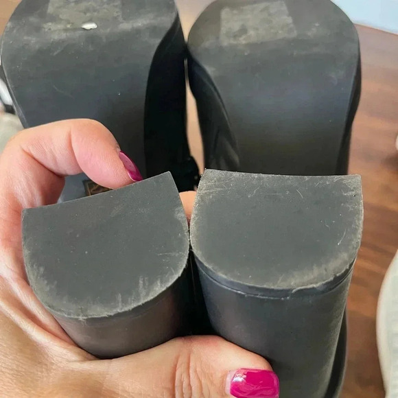 Jeffrey Campbell Black Leather Boots/Booties-NWOT Size 8.5 - Picture 8 of 12